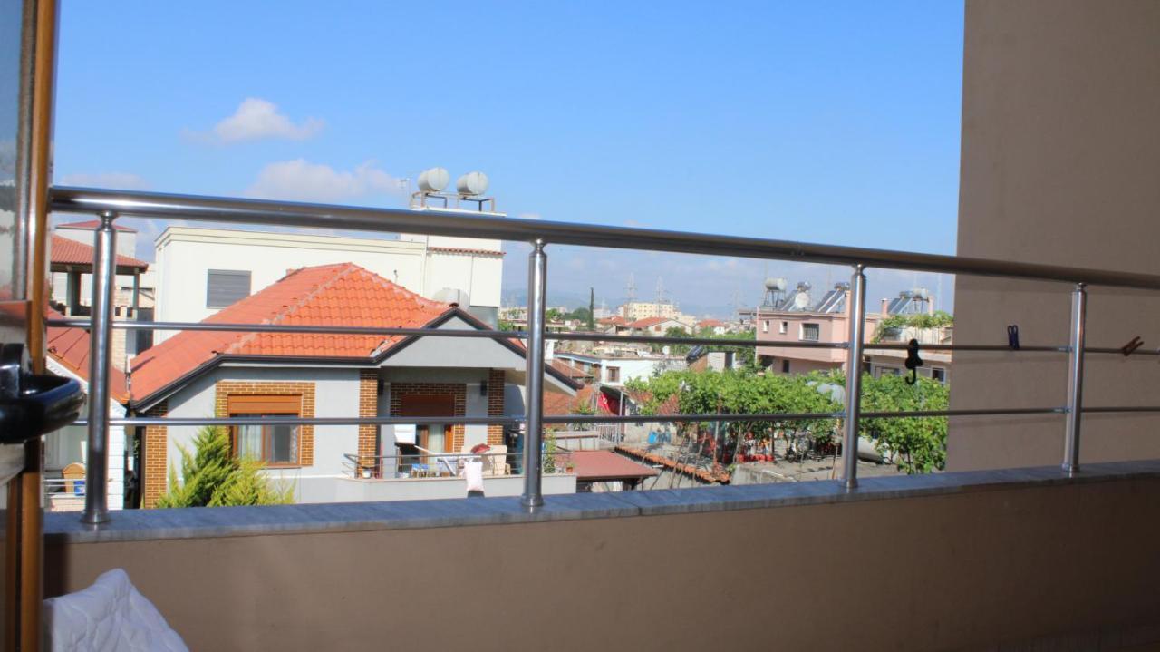 Deni'S Family Apartment In New Blvd Tiranë Ngoại thất bức ảnh